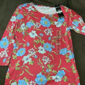 Cute soft 3/4 sleeve blouse